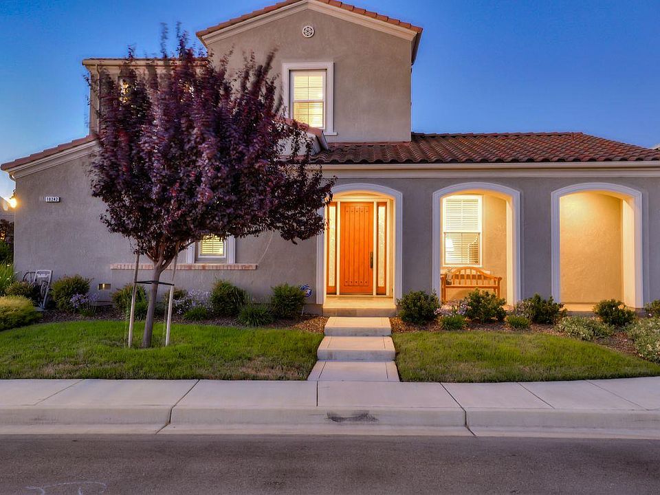 1st image of 18242 Solano Pl