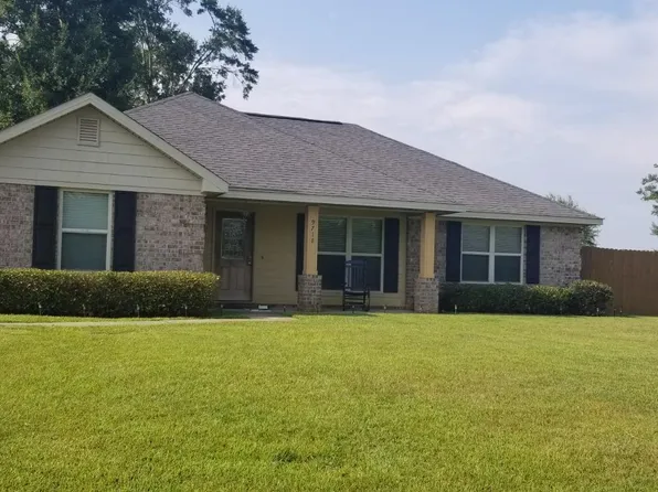 9718 Estate Dr, Mobile, AL 36695
