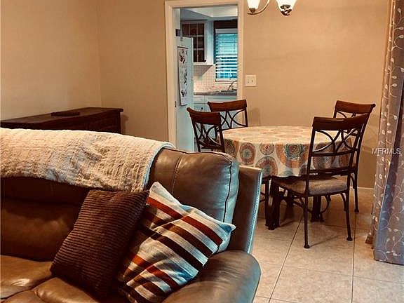 5th image of 11514 Imperial Grove Dr W