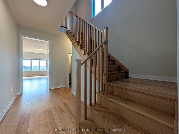 4th image of 1285 Broderick St