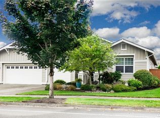8211 Vashon Dr NE, Lacey, WA 98516