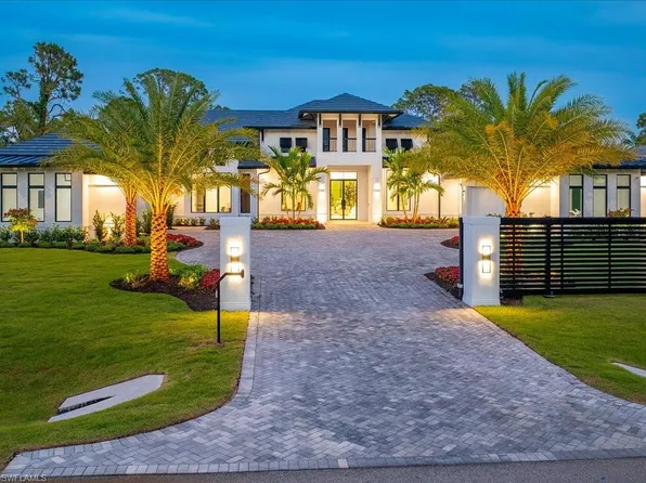 500 Ridge DR, NAPLES, FL 34108