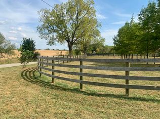 1565 Brentsville Rd, Paris, KY 40361