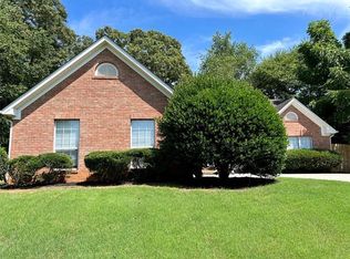 6131 Back Bay Cir, Flowery Branch, GA 30542