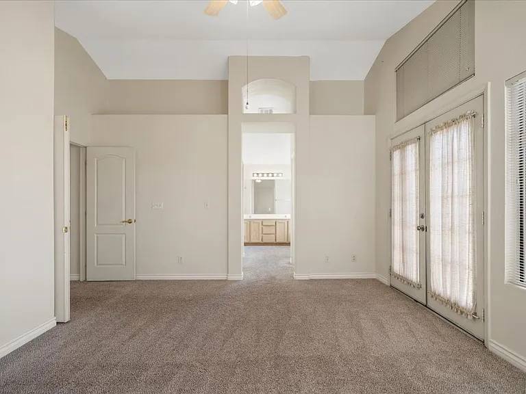 2336 Huntsville Dr — Photo 15