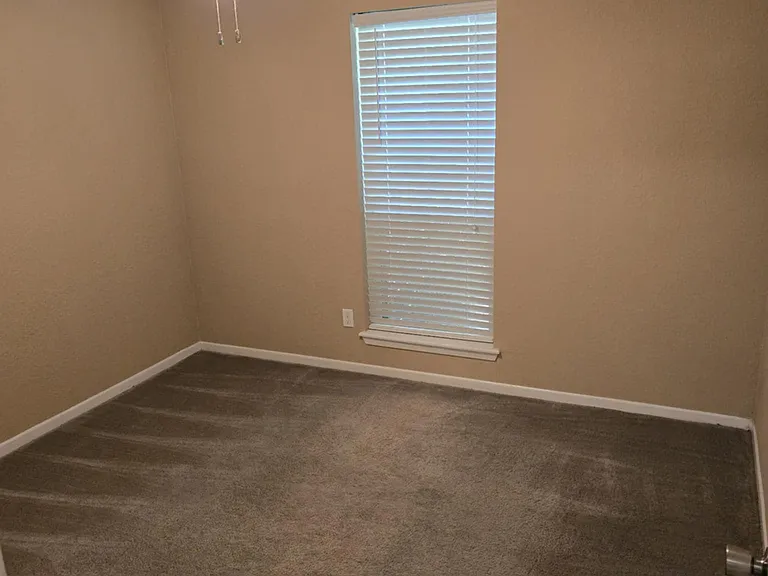 1434 Lawyers Ln — Photo 7