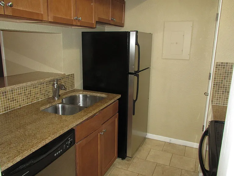 3204 Menchaca Rd #702 — Photo 6