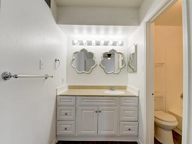 7200 W T C Jester Blvd #904 — Photo 29