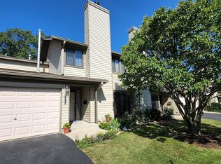 6450 Wells St #14, Downers Grove, IL 60516