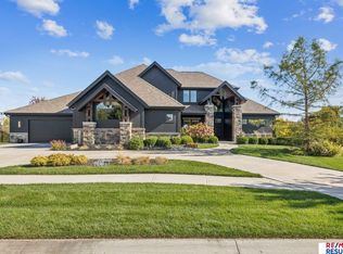 1623 S 219th Ave, Elkhorn, NE 68022