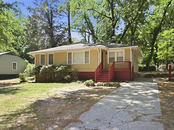 3rd image of 2421 Spring Garden Dr SW