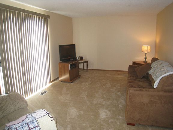 5th image of 12117 Twincreek Dr