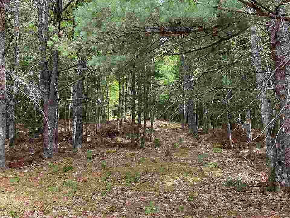 2nd image of Sleepy Hollow Rd