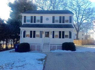 30 Newbury St, Dracut, MA 01826