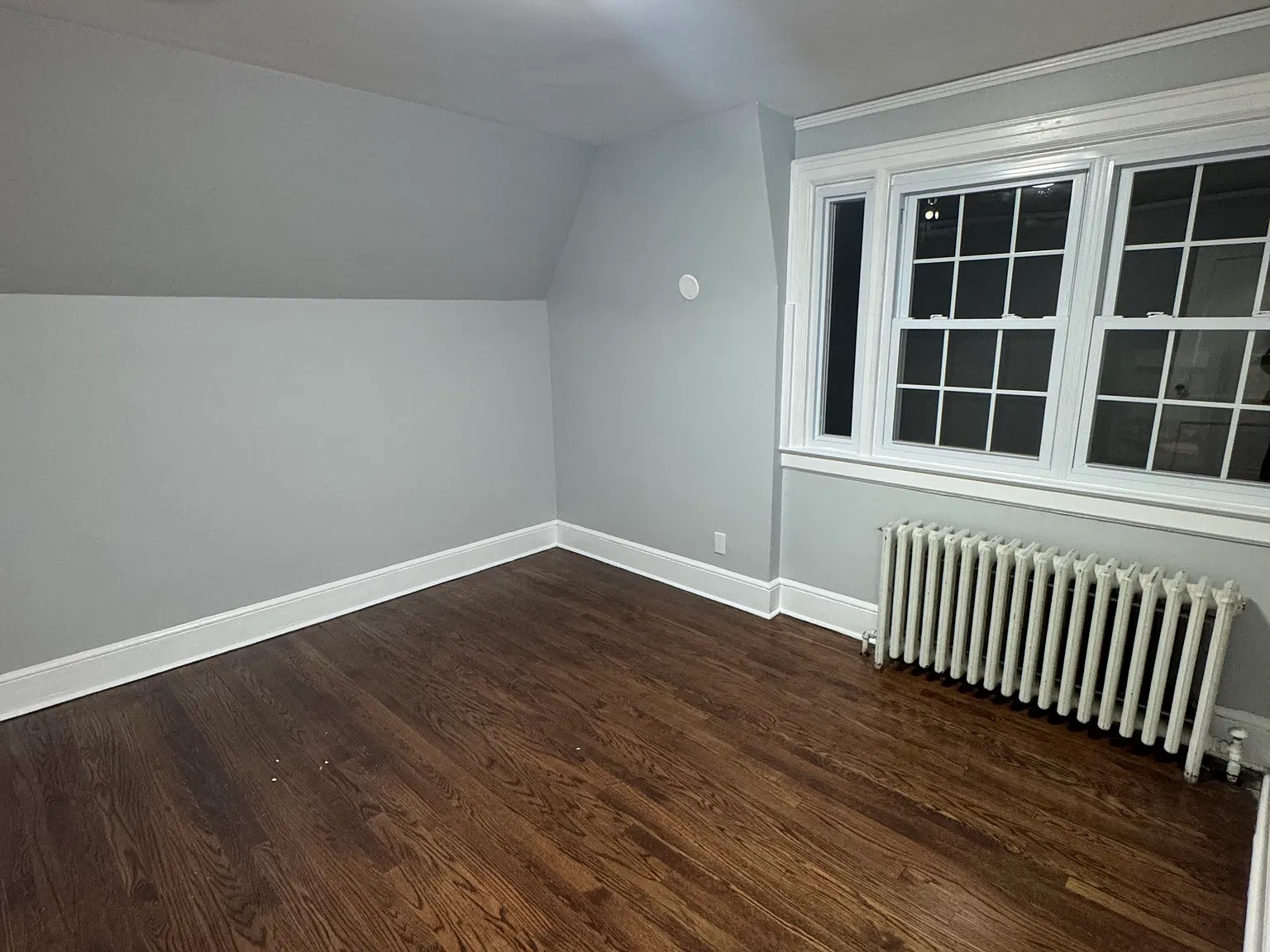 1 bed, 860 sqft, $2,300 — Photo 2