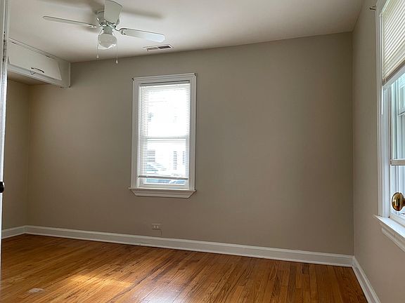 5th image of 33806 Orangelawn St