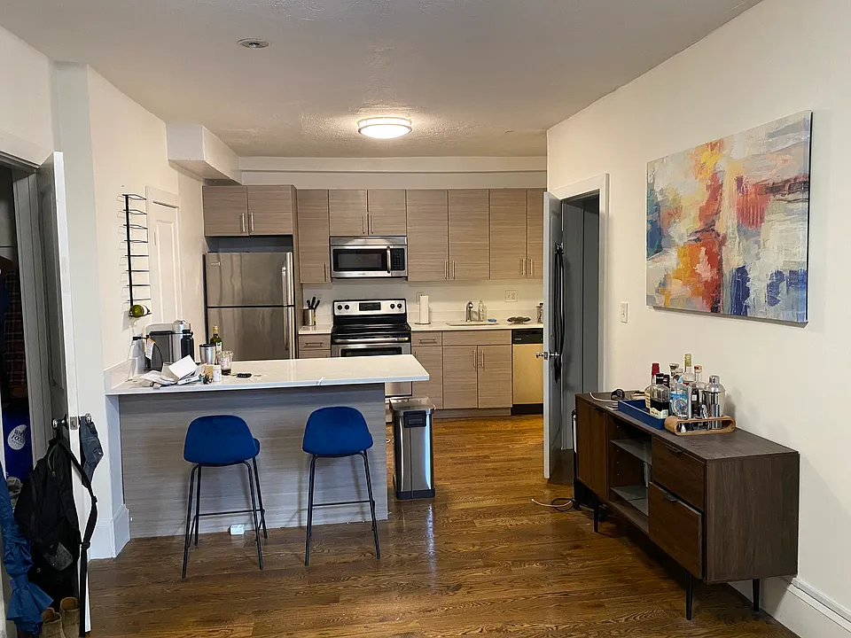 5 N Margin St #1
