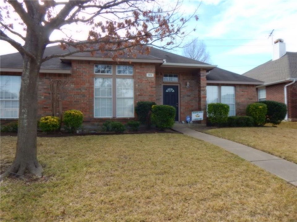 2nd image of 912 Sumner Dr