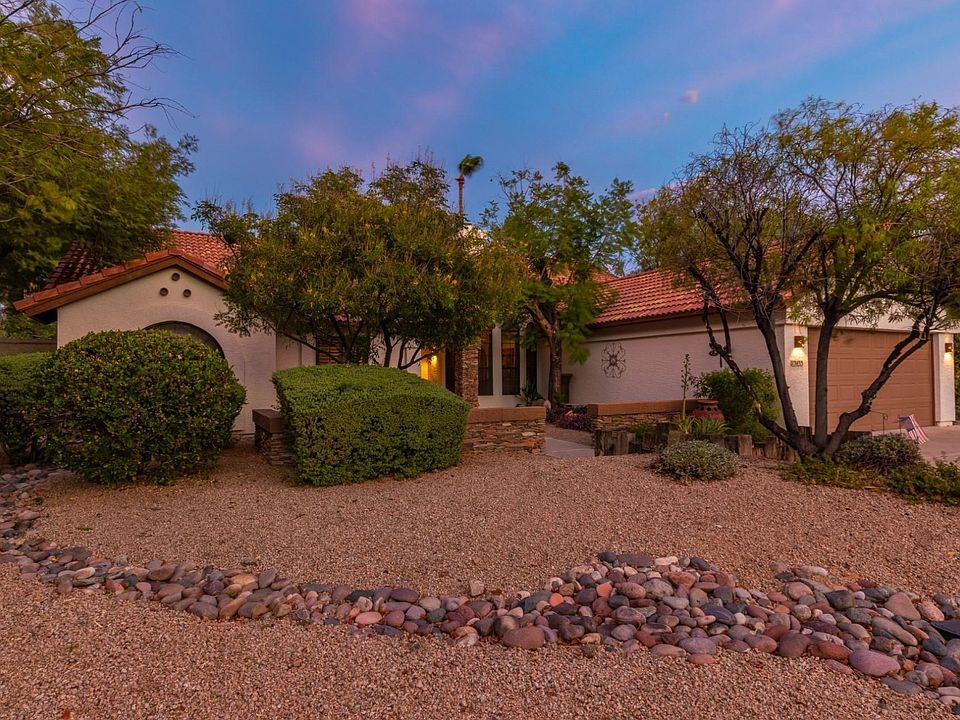 Excellent Curb Appeal