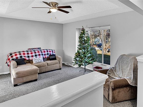 5th image of 916 Dunwich Dr