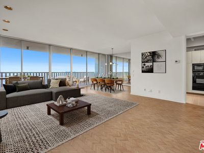 9255 Doheny Rd APT 2504, West Hollywood, CA, 90069