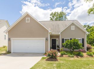 721 Shadow Dance Ln, Boiling Springs, SC 29316