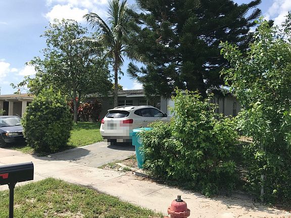 3rd image of 130 NW 14th Ave