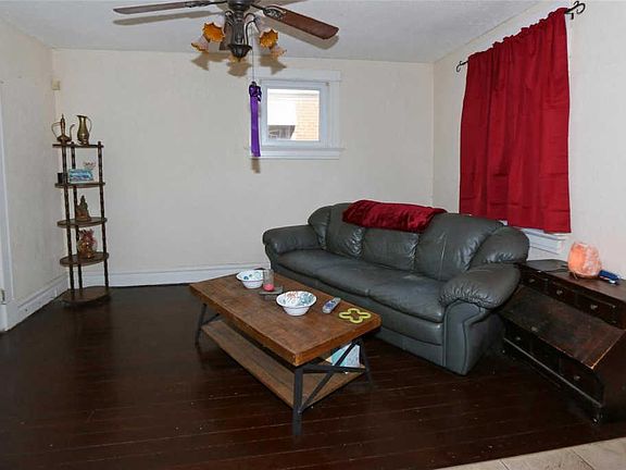 3rd image of 5373 West Ave