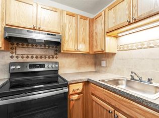 35 Rockingham St FLOOR 2, Lynn, MA 01902