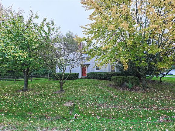 2nd image of 7816 Pepper Pike
