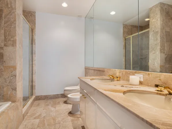 845 United Nations Plaza image 12 of 18