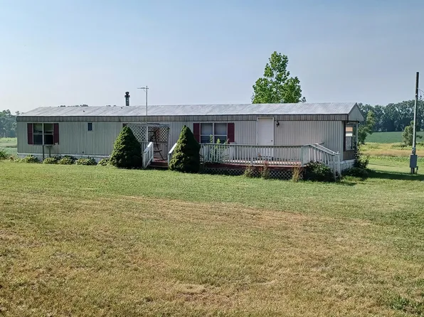 3365 E Bear Lake Rd, Osseo, MI 49266