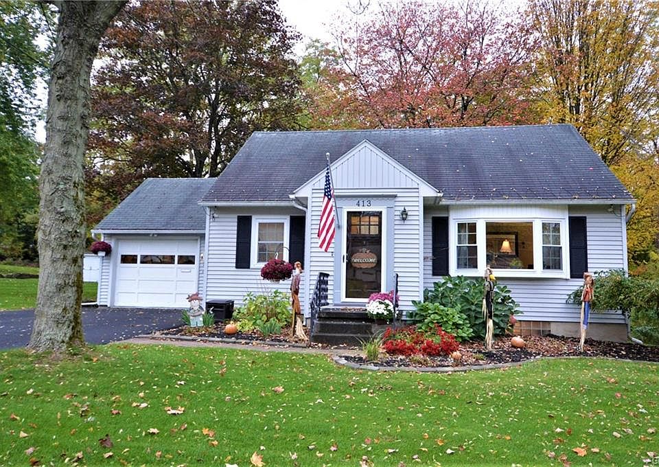 1st image of 413 Yorkshire Blvd