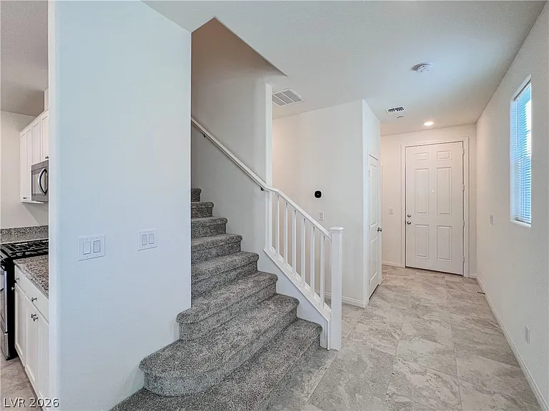 3140 Segesta Ave — Photo 8
