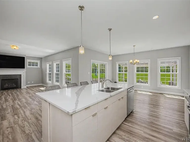 46 Eagleview Dr — Photo 17