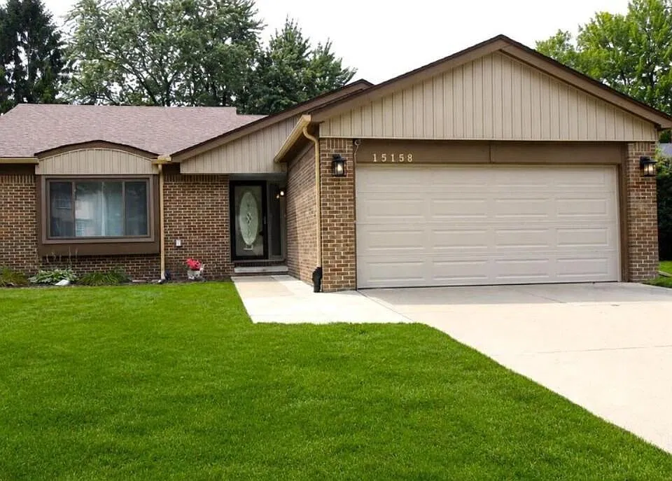 15158 Congress Dr