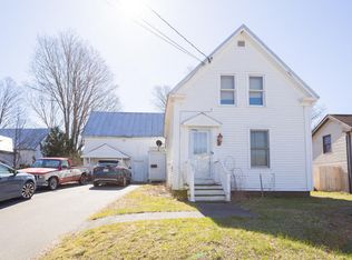 117 Franklin Ave, Farmington, ME 04938