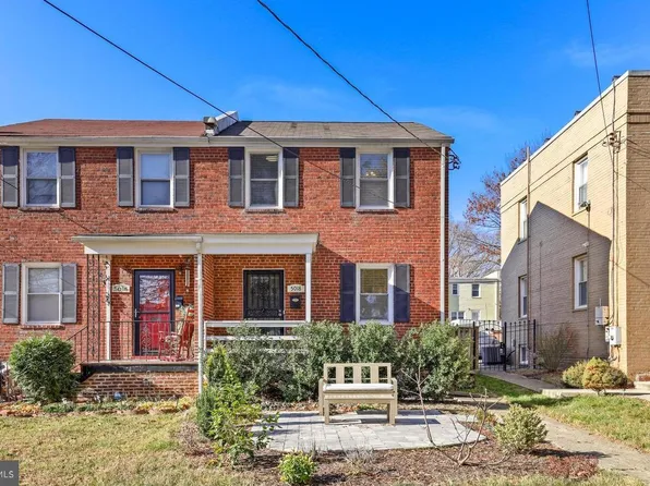 5018 12th St NE, Washington, DC 20017