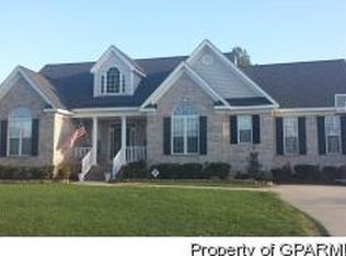 412 Salisbury Ct, Winterville, NC 28590