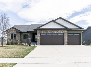 425 Deer View Ave, Tiffin, IA 52340