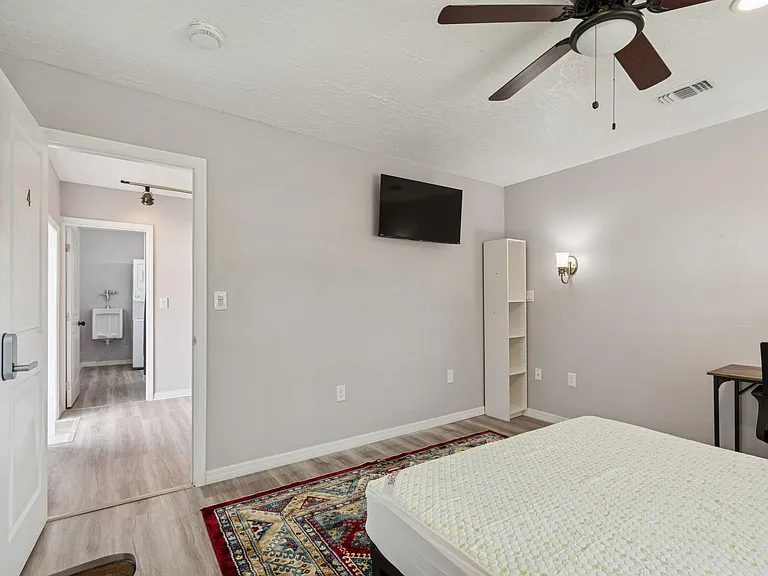 Room 4