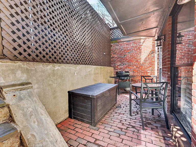 12 Hereford St #2 — Photo 23