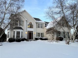 61 Helmsford Way, Penfield, NY 14526