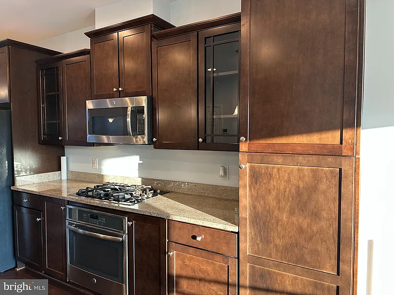 9075 Alexander Way — Photo 14