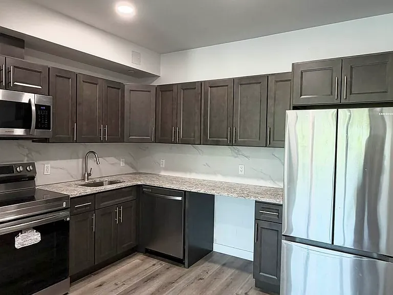 214-33 41st Ave #4C — Photo 3