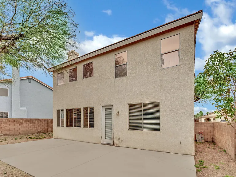 1725 Buttermilk Dr — Photo 3