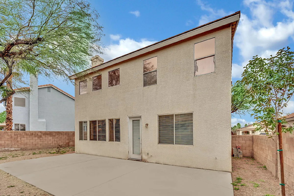 Building Photo - 1725 Buttermilk Dr