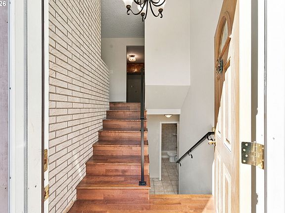 5th image of 3114 NW 121st St
