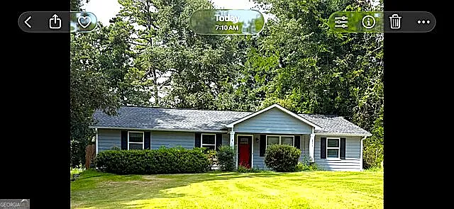 4 bed, 2.0 bath, $2,695 — Photo 2
