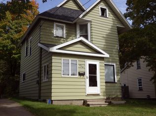 808 W Bluff St, Marquette, MI 49855